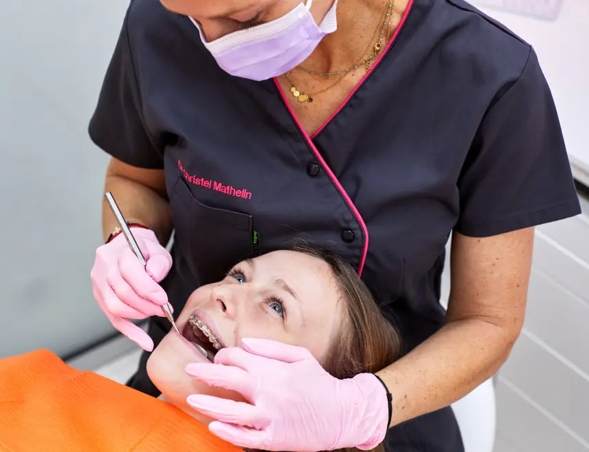 orthodontie mandelieu la napoule adolescent  Dr Mathelin Christel | Orthodontiste Mandelieu-la-Napoule